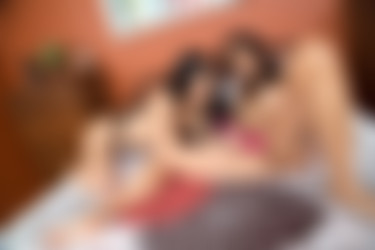 Jade Kush/WildOnCam 17 10 31 Ayumi Anime And Jade Kush XXX 1080p MP4-KTR/picset/wildoncam_ayumianime_jadekush_115.JPG