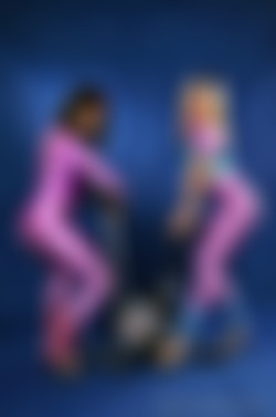 Shiny Leotards/Gallery 016 - Julia K_Lydia/016sl_003.jpg
