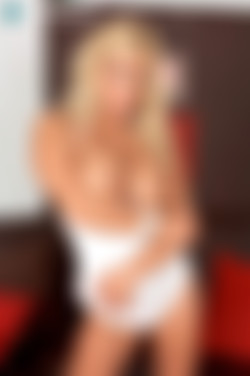 Scoreland.com SiteRip - Part #2/2008.04.15-Canada's Busty Porn Star-Shyla Stylez/ShylaStyles014.jpg