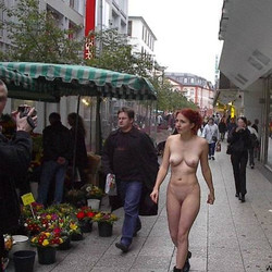 www.nude-in-public.tv