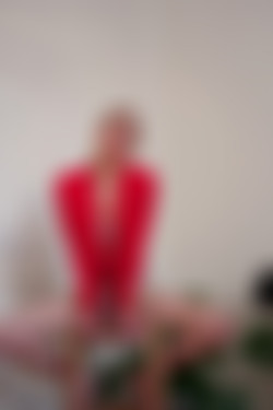 [Onlyfans] Siterip - @avvaballerina [363 images] [81 videos]/pics/avvaballerina-2021-03-07-2048982469-want me to take off that red cardigan and what‘s unde.jpg