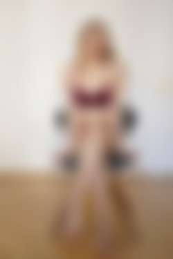 [Onlyfans] Siterip - @avvaballerina [363 images] [81 videos]/pics/avvaballerina-2021-06-02-2116780190-red red red as my lips 👄.jpg