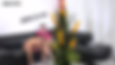 MeloneChallenge.com x265/Mea Melone/Big Talk For Mr.Limp Dick[x265].mp4