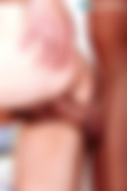 Scoreland.com SiteRip - Part #1/00174-Voluptuous November 2003-Sunshine/1600/Sunshine26.jpg