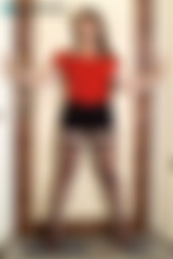 Scoreland.com SiteRip - Part #1/00159-Voluptuous October 2006-Anna Song/1600/AnnaSong01.jpg