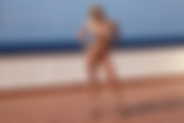 photodromm.com - 2011-12/evelyn - 05 - blonde angel 3/30l.jpg