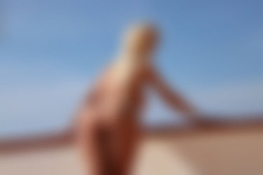 photodromm.com - 2011-12/evelyn - 05 - blonde angel 3/18l.jpg