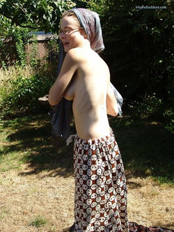 Robin Redhead/Pictures/Hippie Goddess/Ingress1/Ingress1/ingress1s130.jpg