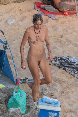 beachsome.com/bsmn25/beachsome.com_n2505.jpg
