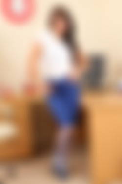 Only Secretaries In Suits 12.01.2012 - 26.12.2012/28th June 2012/Emma K_rg0zpilw/MtK_0005.JPG