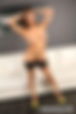 [Transerotica] Latina Trans Jessy Dubai Seduces Hung Kai Bailey Into Anal 30 Jun 2022  (1080p and pictures)/Pictures/img_4838.jpg