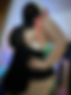 [Onlyfans] Siterip - @chynachase [301 images] [67 videos]/pics/chynachase-2019-12-05-98574556-Waiting for Santa.jpg