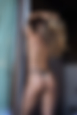 2022phdee/2022-04/[photodromm] 2022-04-16 Goldie - The Roomate (x46) 2000x3000/The Roomate (18).jpg