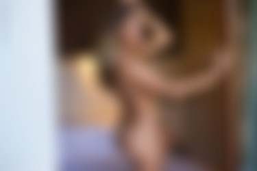 2022phdee/2022-04/[photodromm] 2022-04-16 Goldie - The Roomate (x46) 2000x3000/The Roomate (28).jpg