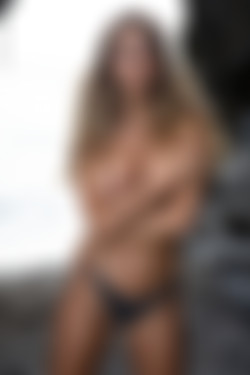 2021phdee/2021-10/[photodromm.com] - 02.10.2021 - Goldie - Splash (x46, 3000px)/Splash (12).jpg