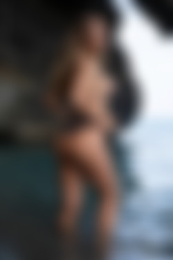 2021phdee/2021-10/[photodromm.com] - 02.10.2021 - Goldie - Splash (x46, 3000px)/Splash (21).jpg