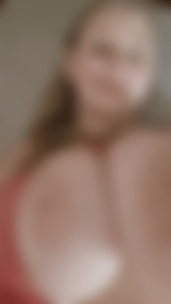 [Fansly.Com] PolaRainbow - SiteRip/Gifs/672937437407752195.gif