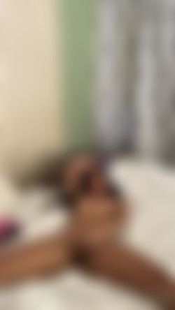 [OnlyFans] miaz1234/20211231_247261643_In honour of New Years here a free masturbation video for ev.._02.m4v