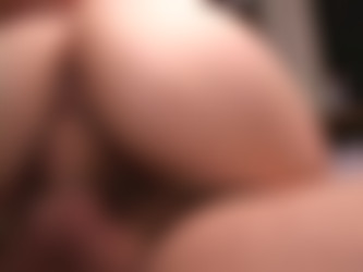 Whereisyourwife.com/gwenreturns.wmv